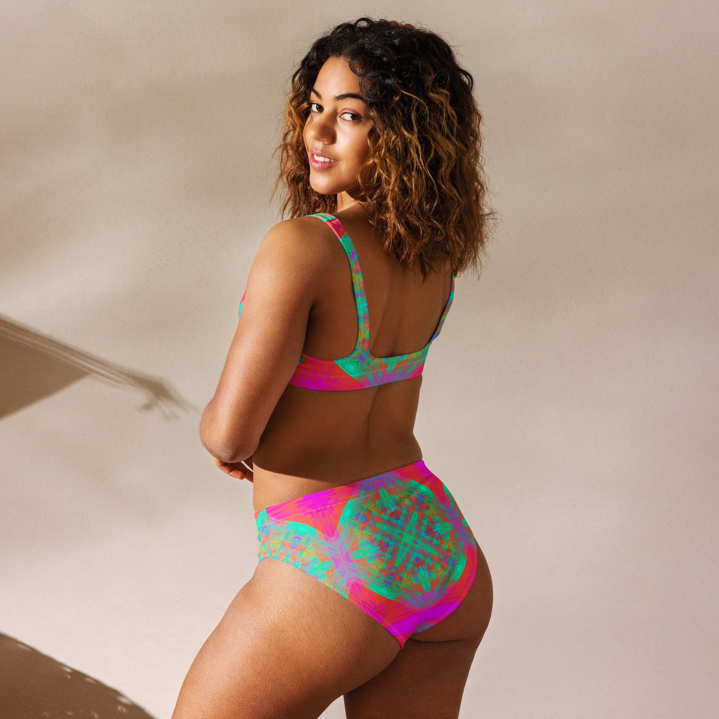 Glow upcollection  high-waisted bikini