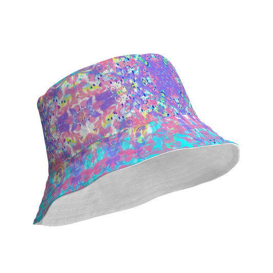 Reversible bucket hat